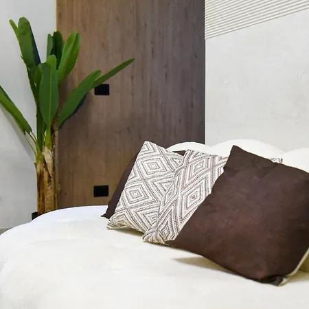 Retreat - Con Privata Apartment *